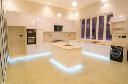 Brand New Beautifully Designed 5 Bedroom Semi Detached Duplex with BQ