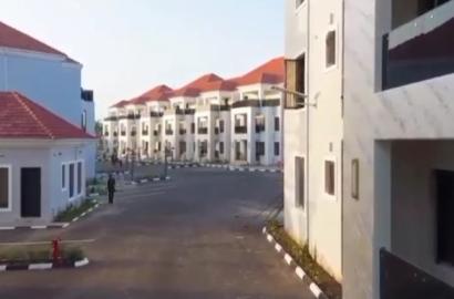 30 Units of Houses in a Mini Estate